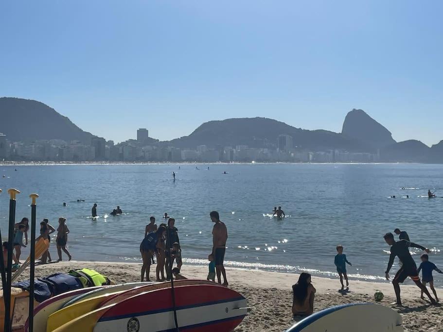 Amplo Apartamento Em Frente A Praia De Copacabana Διαμέρισμα Ρίο ντε Τζανέιρο Εξωτερικό φωτογραφία